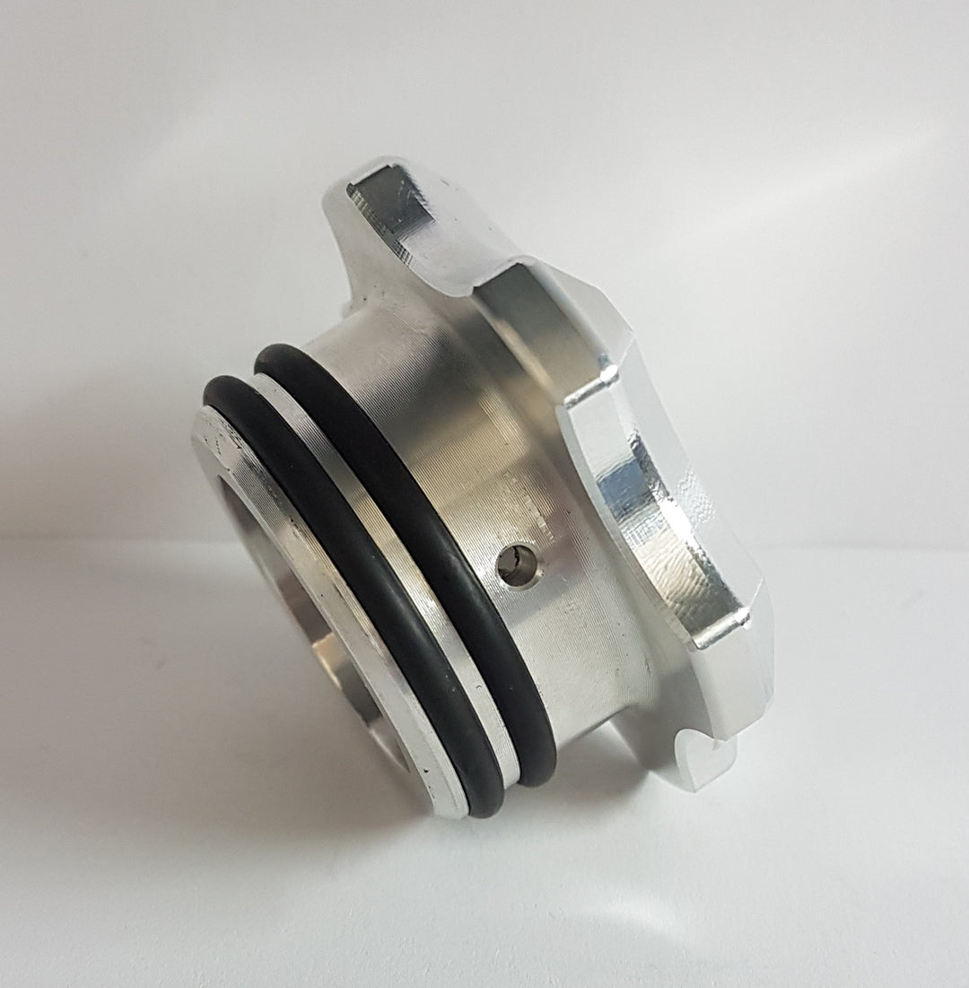 Tappo serbatoio in CNC Piaggio Si con doppio oring cromato diametro 41mm